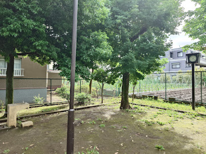 Suginami Kuritsu Harutake Park