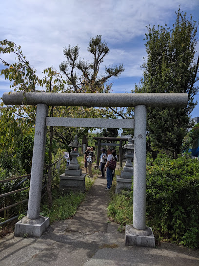 Kenashi Pond