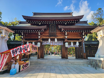 湊川神社 表神門
